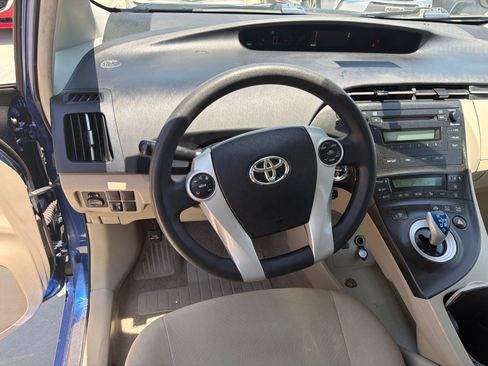 Used 2010 Toyota Prius Five FWD image 10