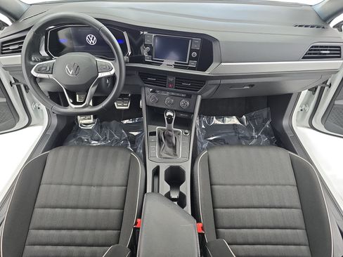 Certified 2024 Volkswagen Jetta Sport FWD image 9
