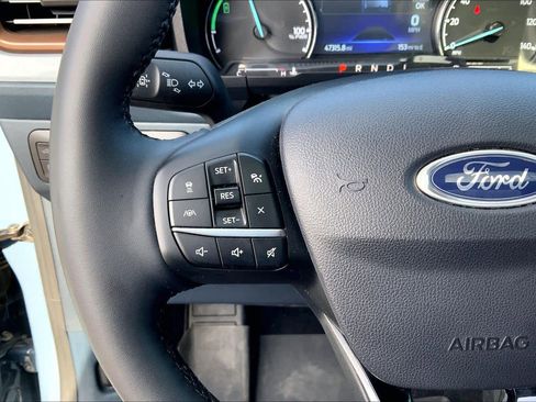 Certified 2024 Ford Maverick Lariat FWD image 24