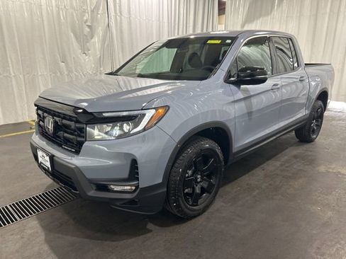 New 2026 Honda Ridgeline Black Edition image 6