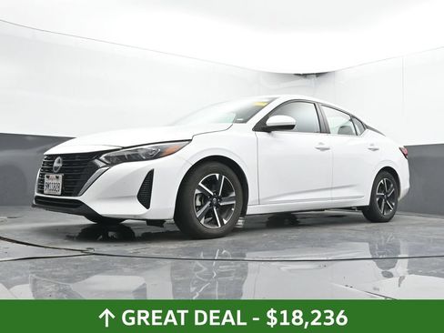 Used 2024 Nissan Sentra SV FWD image 29