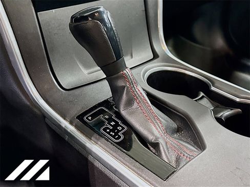 Used 2015 Toyota Camry SE image 17