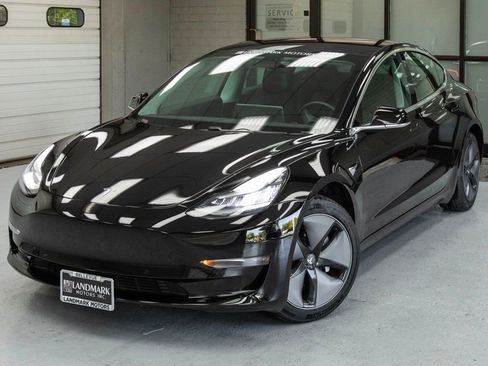Used 2019 Tesla Model 3 Standard Range Plus image 11