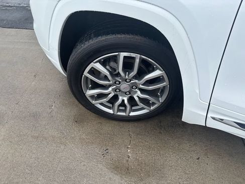 Certified 2024 GMC Terrain Denali AWD/4WD image 28