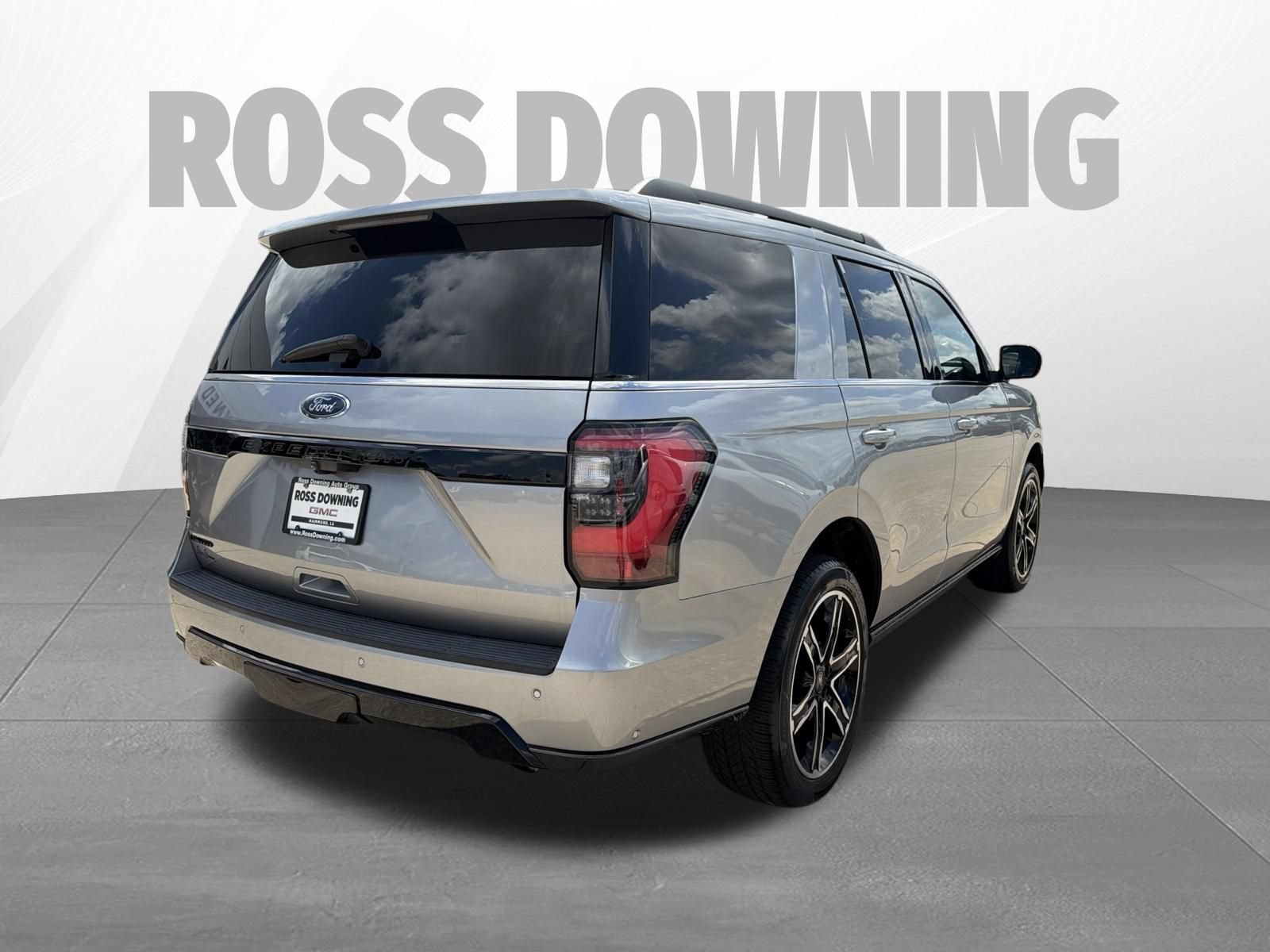 Used 2021 Ford Expedition Limited RWD image 4