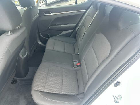 Used 2020 Hyundai Elantra SE w/ Cargo Package (C1) FWD image 22