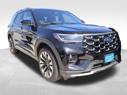 Used 2025 Ford Explorer Platinum w/ LUX Leather Package AWD/4WD image 12