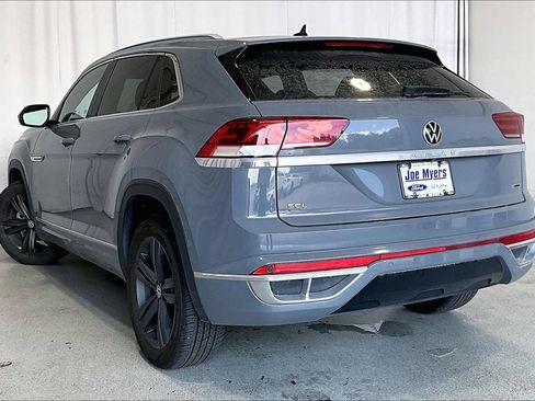 Used 2022 Volkswagen Atlas Cross Sport SEL R-Line AWD/4WD image 5