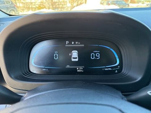 Certified 2023 Hyundai Venue SE w/ Cargo Package image 7