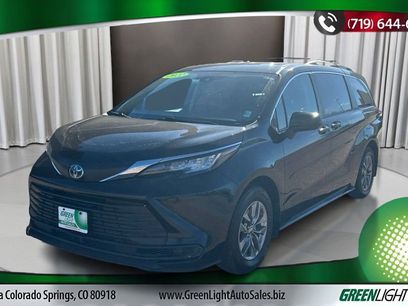 Used 2022 Toyota Sienna LE