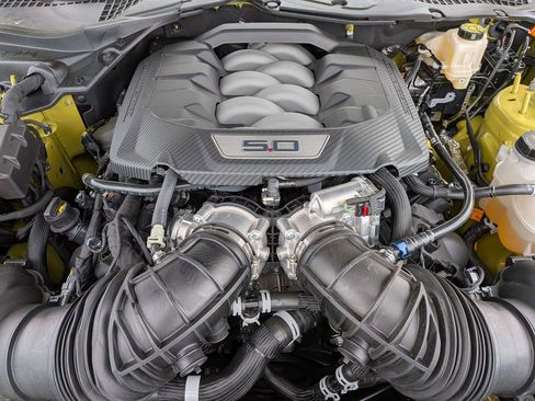 Used 2025 Ford Mustang GT RWD image 20