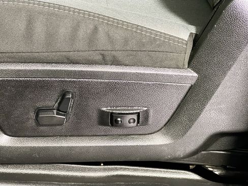 Used 2024 RAM 2500 Big Horn image 15