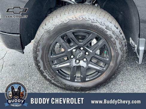 Used 2026 Chevrolet Silverado 1500 LT Trail Boss w/ LT Trail Boss Premium Package AWD/4WD image 12