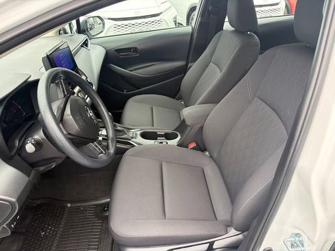 Used 2026 Toyota Corolla LE FWD image 19