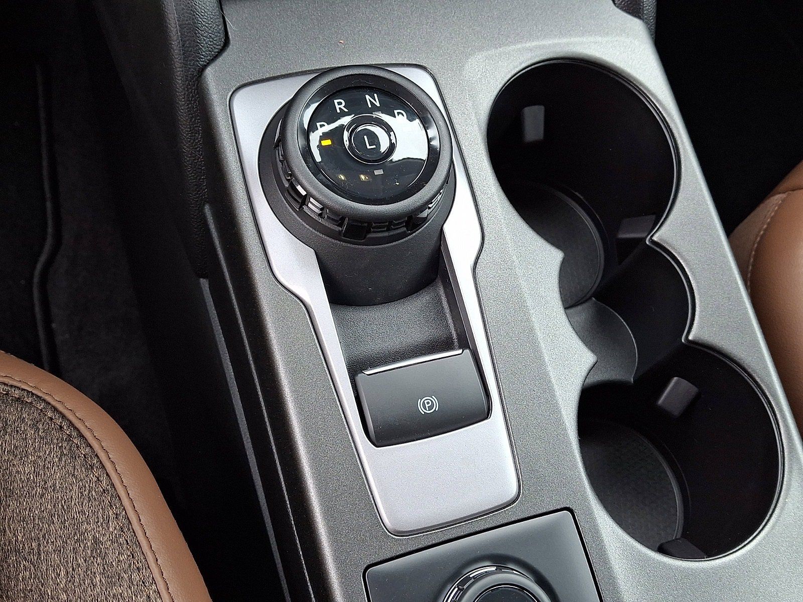 New 2026 Ford Bronco Sport Outer Banks w/ Outer Banks Tech Package+ AWD/4WD image 13