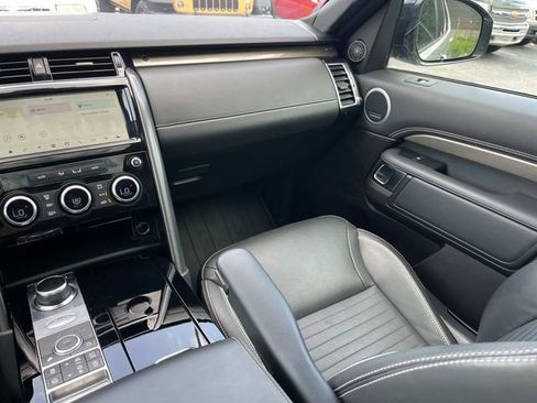 Used 2018 Land Rover Discovery HSE AWD/4WD image 20