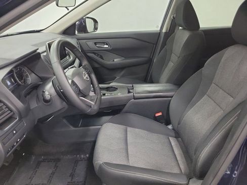 Used 2025 Nissan Rogue SV FWD image 20