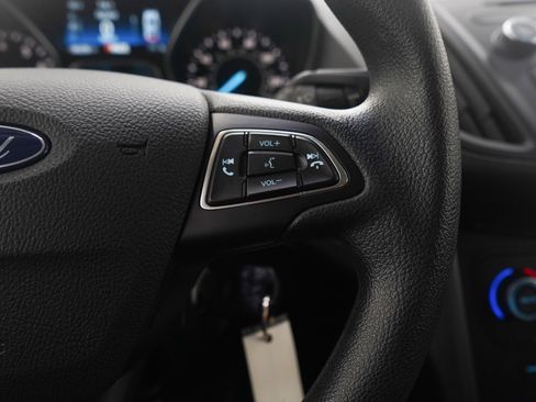 Used 2018 Ford Escape SE image 27