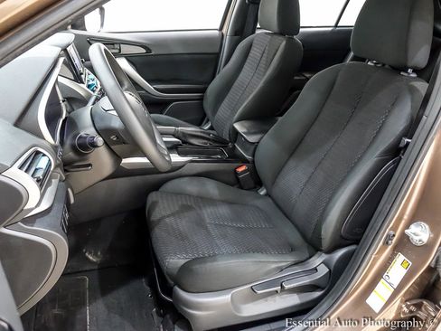 Used 2019 Mitsubishi Eclipse Cross ES image 13