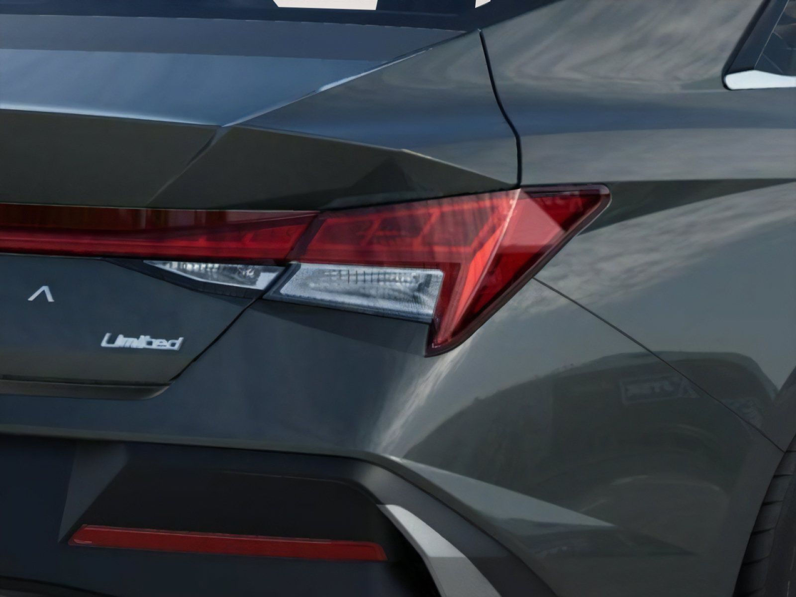 New 2026 Hyundai Elantra Limited FWD image 10