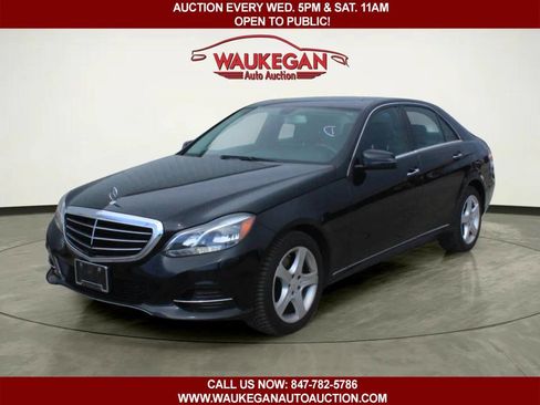Used 2014 Mercedes-Benz E 350 4MATIC Sedan image 1