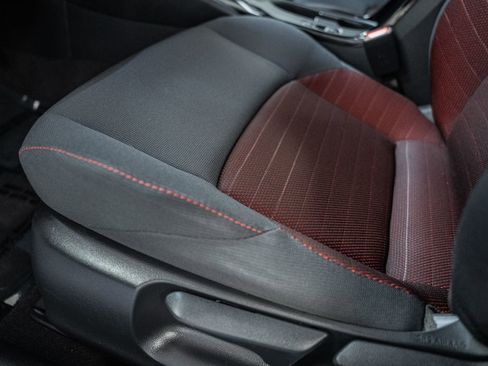 Used 2025 Toyota Corolla SE w/ SE Premium Package FWD image 39