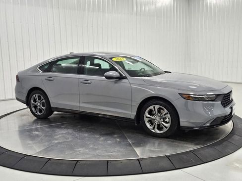Certified 2024 Honda Accord EX-L image 7