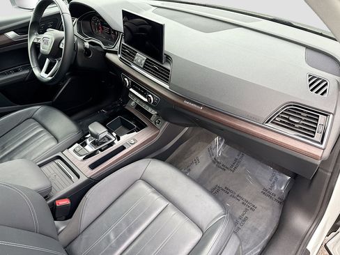 Used 2021 Audi Q5 Premium Plus w/ Premium Plus Package image 13
