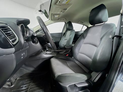 Used 2014 MAZDA MAZDA3 i Touring FWD image 10