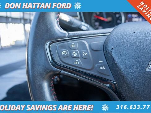 Used 2022 Chevrolet Equinox RS w/ LPO, Floor Liner Package image 11