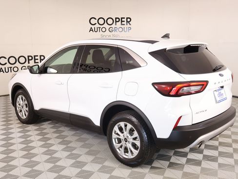 Used 2023 Ford Escape Active AWD/4WD image 22