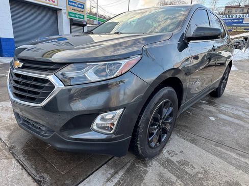 Used 2020 Chevrolet Equinox LT image 1