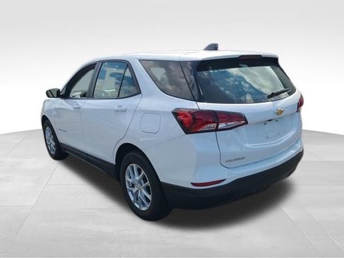 Used 2024 Chevrolet Equinox LS FWD image 5