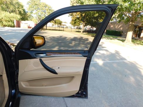 Used 2008 BMW X5 3.0si image 29