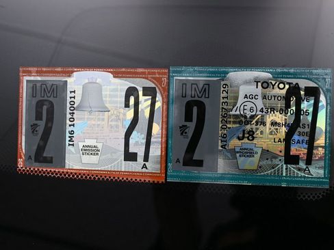 Used 2023 Toyota Camry LE image 9