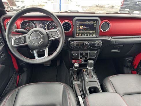 Used 2022 Jeep Gladiator Rubicon w/ Cold Weather Group image 11