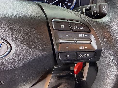 Used 2021 Hyundai Kona SE FWD image 15