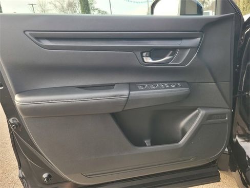 Used 2025 Honda CR-V EX image 18