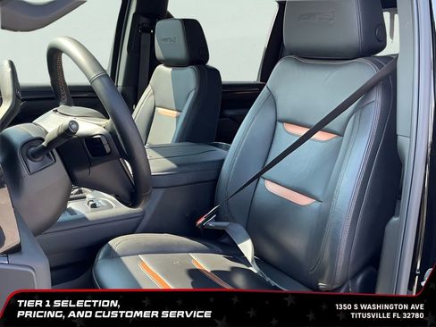 Used 2025 GMC Sierra 2500 AT4 w/ AT4 Premium Plus Package AWD/4WD image 30