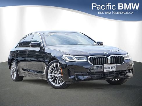 Certified 2023 BMW 530i w/ Convenience Package RWD image 1