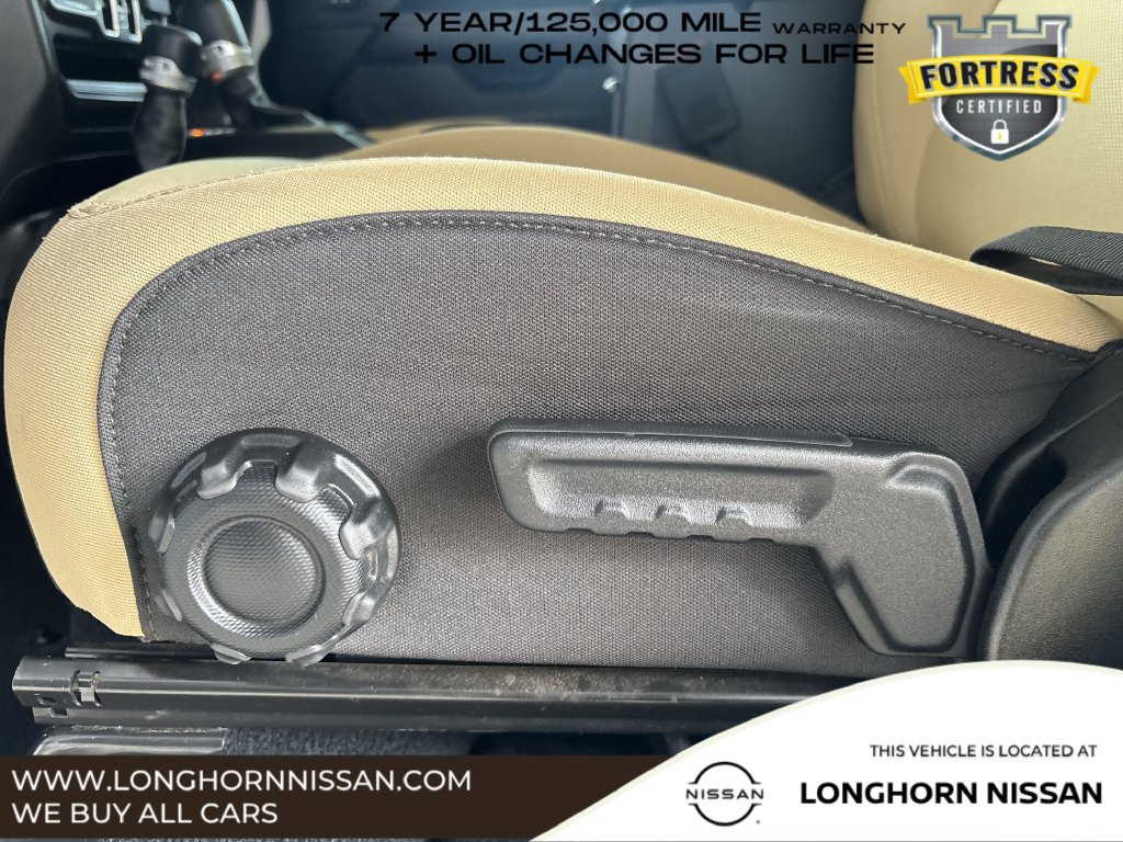 Used 2023 Jeep Wrangler Unlimited Sahara AWD/4WD image 26