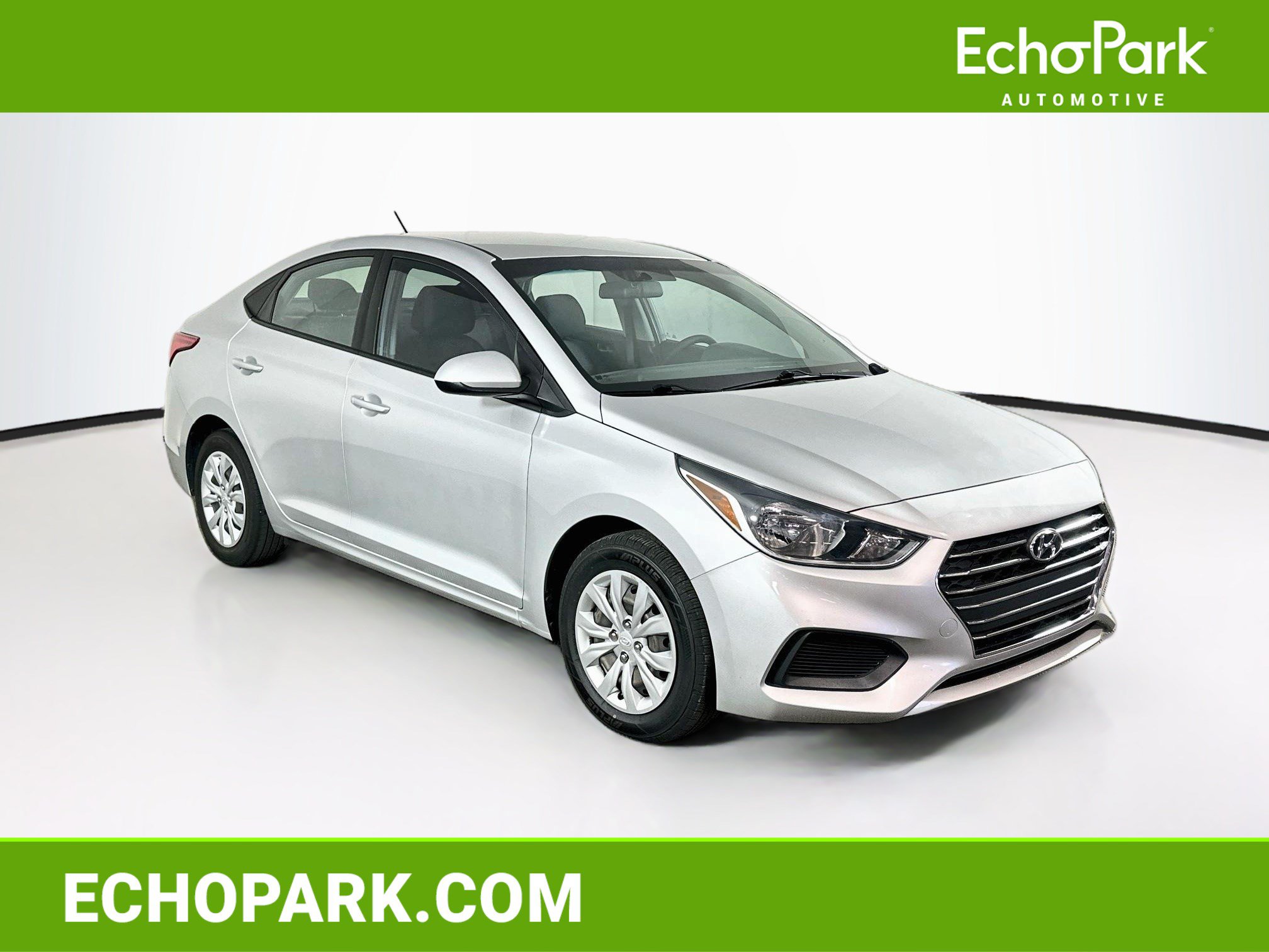 Used 2022 Hyundai Accent SE FWD image 1
