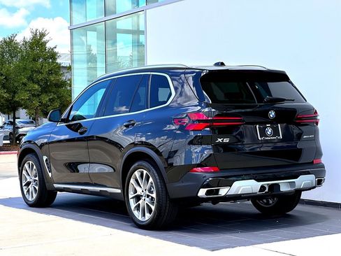 New 2026 BMW X5 sDrive40i w/ Climate Comfort Package image 7