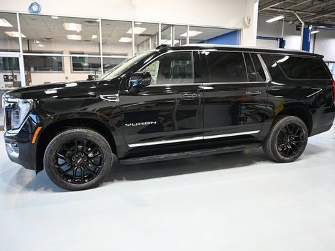 New 2026 GMC Yukon XL Elevation w/ Elevation Premium Package image 7