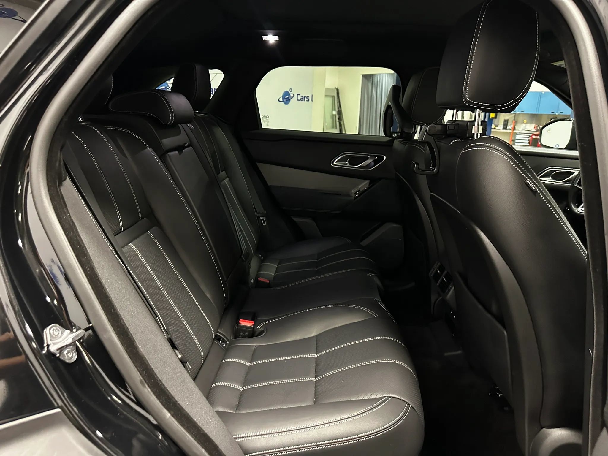 Used 2023 Land Rover Range Rover Velar S AWD/4WD image 20
