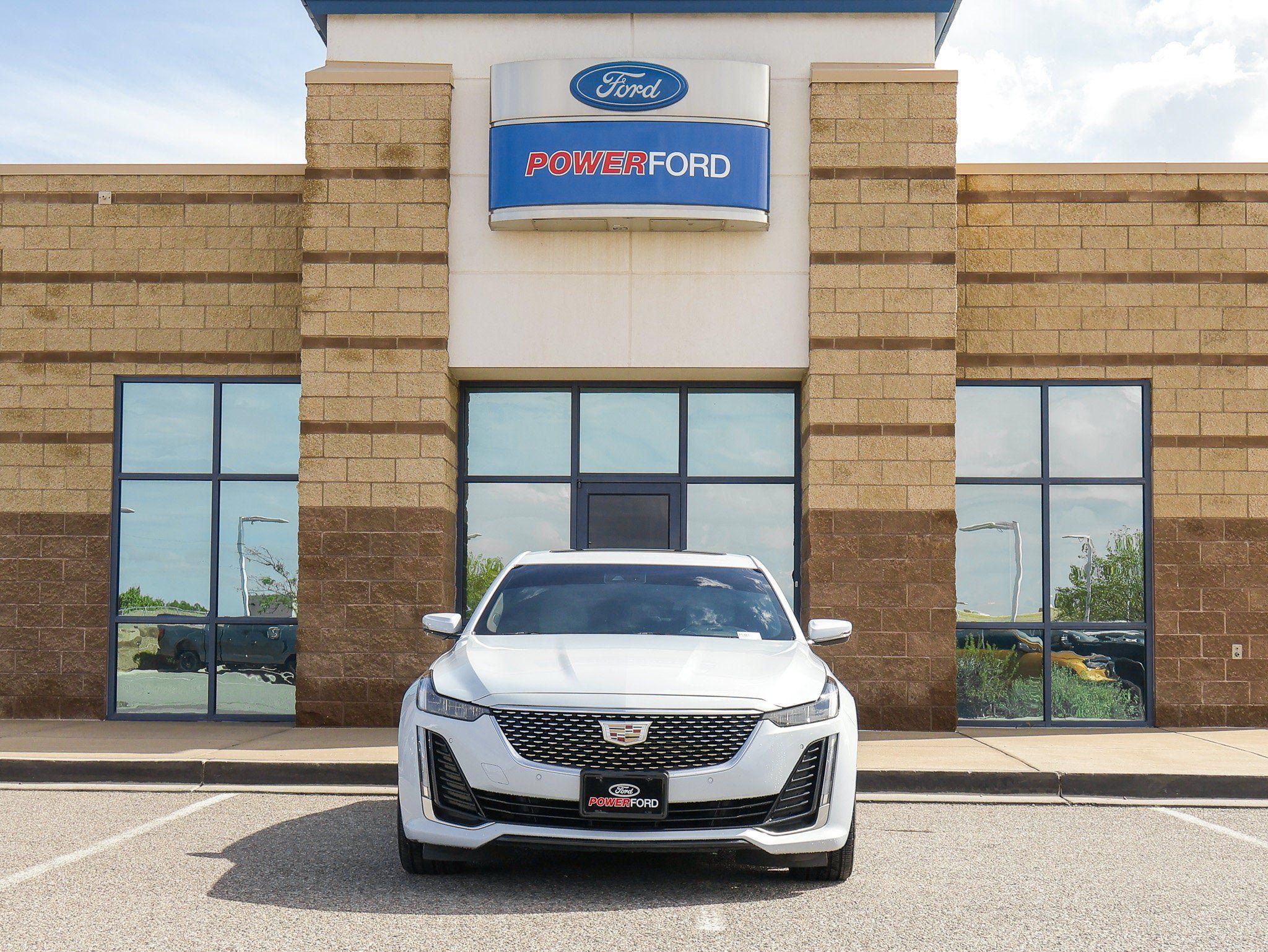 Used 2022 Cadillac CT5 Premium Luxury RWD image 3