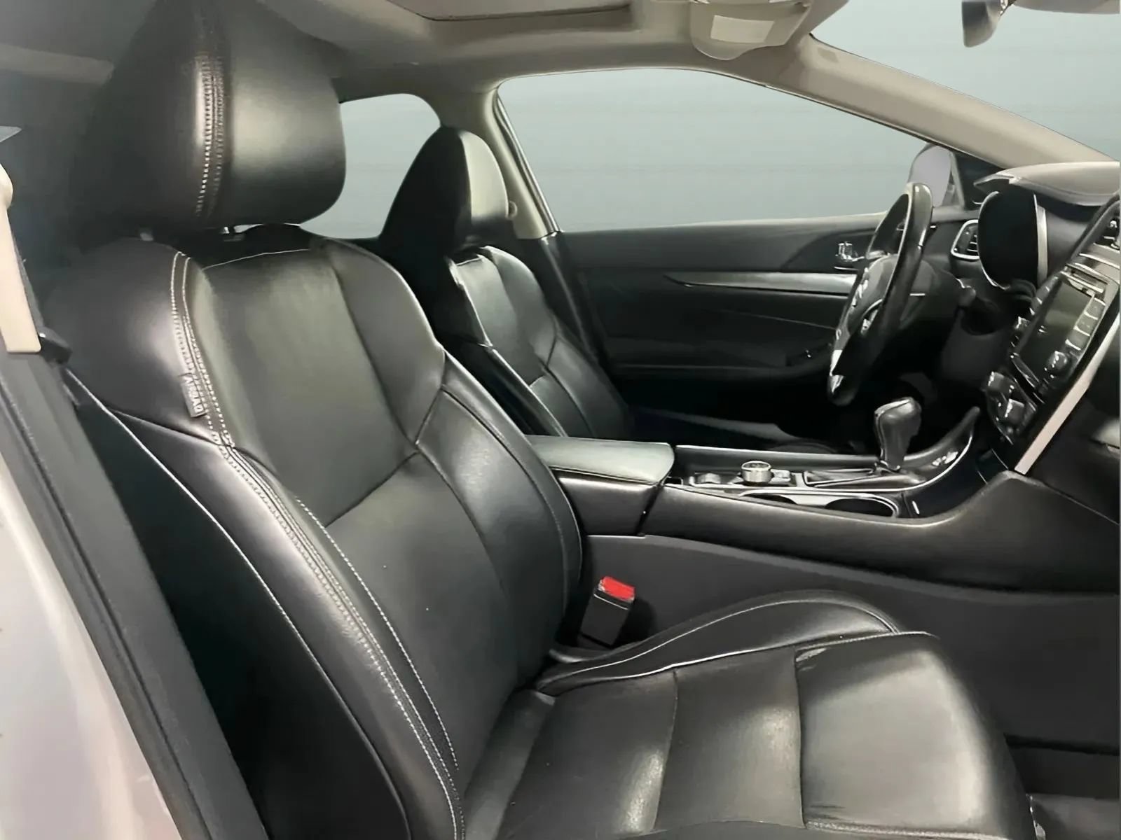 Used 2020 Nissan Maxima 3.5 SL w/ Floor Mat Group FWD image 14