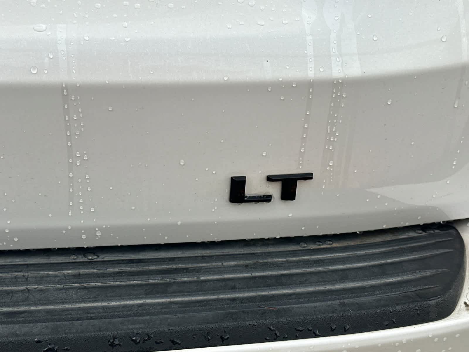 Used 2022 Chevrolet Tahoe LT w/ LT Signature Package AWD/4WD image 9