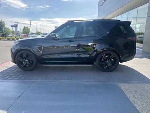 Used 2025 Land Rover Discovery Dynamic SE AWD/4WD image 7