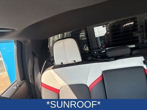 Used 2024 GMC Canyon AT4X w/ AT4X AEV Edition image 13